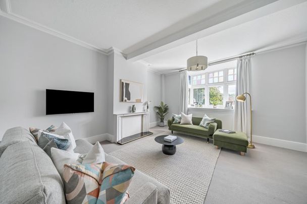 3 bedroom apartment to rent - Photo 1