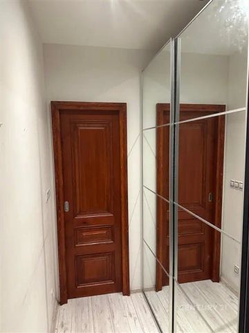 Moderní Byt 2+kk po rekonstrukci ve Vršovicích - Photo 4