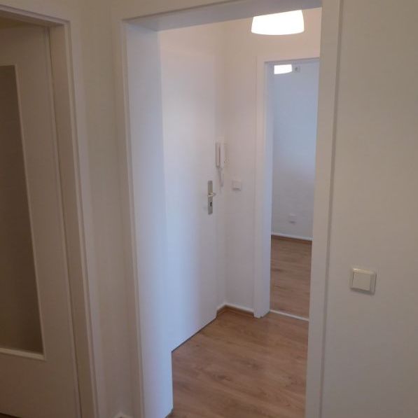 3 Raum Wohnung in Duisburg-Wanheim-Angerhausen zu vermieten - Photo 1