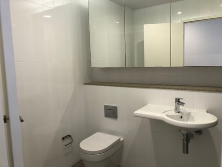 82/5-11 Pyrmont Bridge Road, Camperdown NSW 2050 - Studio For Rent | Domain - Photo 5