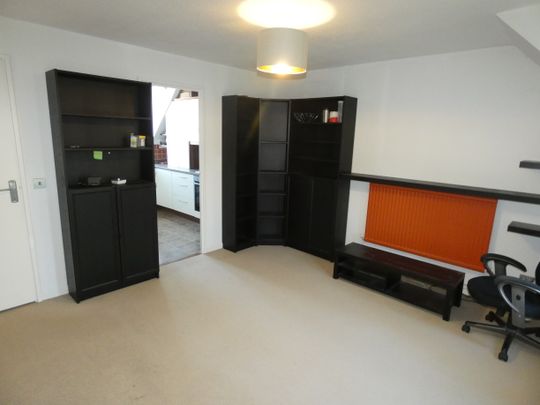 Newgate Close, St. Albans - Photo 1