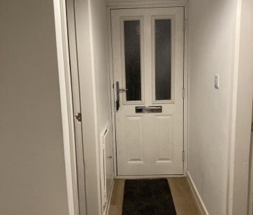 2 bedroom maisonette to rent - Photo 6