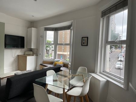 3 Bed Maisonette, Argyle Road, BN1 - Photo 2