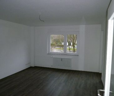 Begehrte Lage trifft auf Komfort: Erdgeschosswohnung mit Einbauküch... - Foto 6