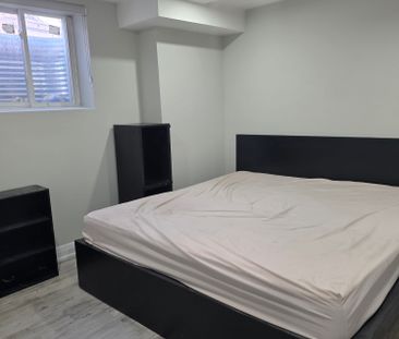 For Lease - 2 Bachelor Street, Brampton, Ontario - Photo 4