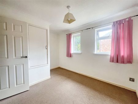 Kitter Drive, Staddiscombe, Plymouth, Devon, PL9 - Photo 3