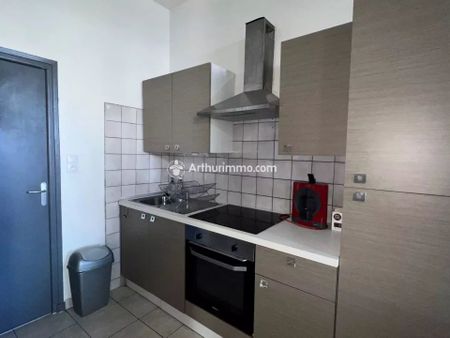 Location Appartement 1 pièces 23 m2 à Millau - Photo 5