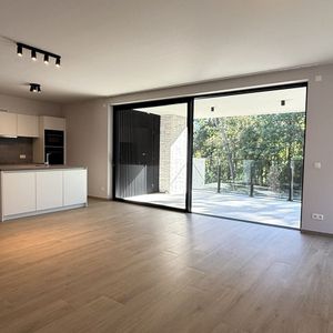 Appartement te huur in Genk voor € 1.450 met 2 slaapkamers - Foto 2