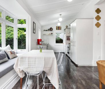 Sunny Character Home Pet Friendly - Photo 4