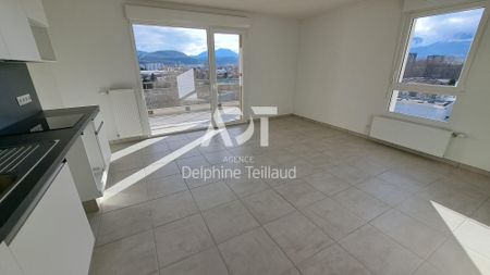 Location Appartement 2 pièces 45m² GRENOBLE 38100 - Photo 4