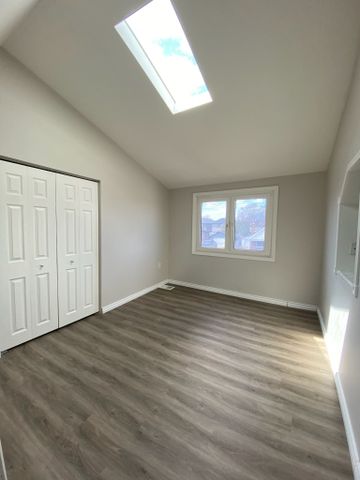 For Lease - 736 Tate Avenue, Hamilton, Ontario - Photo 3