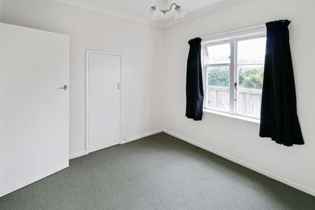 Woburn Art Deco Apartment - Photo 3