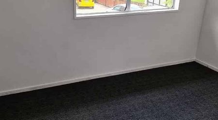 Charming 3BR Home with Modern Comforts - Photo 2