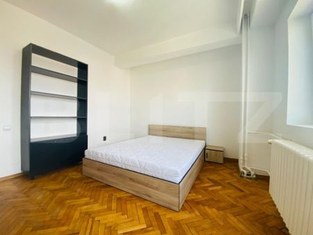 Apartament 5 camere, 130 mp, garaj, zona strazii Alverna - Fotografie 3