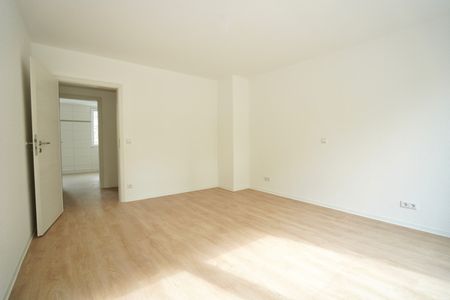 Erstbezug nach Sanierung - Foto 2