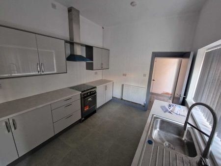 4 bedroom house to rent - Photo 5