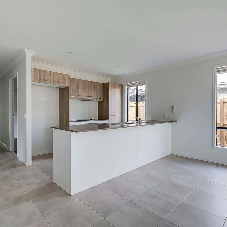 Perfect Family Home - Photo 1