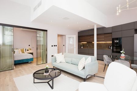 2 Bed Flat, Charlotte Street, M1 - Photo 2