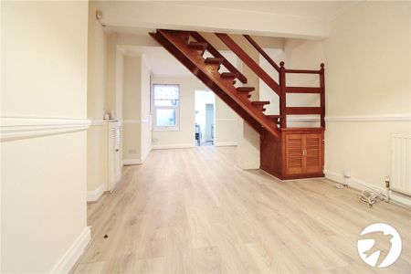 2 bedroom terraced house to rent - Photo 2