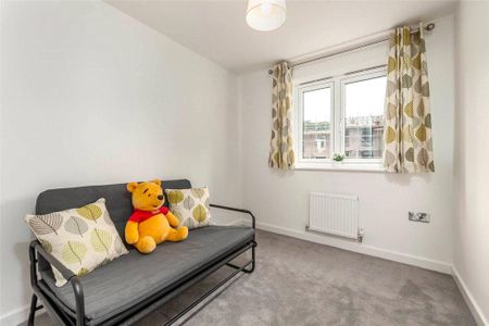 2 bedroom semi-detached house to rent - Photo 4