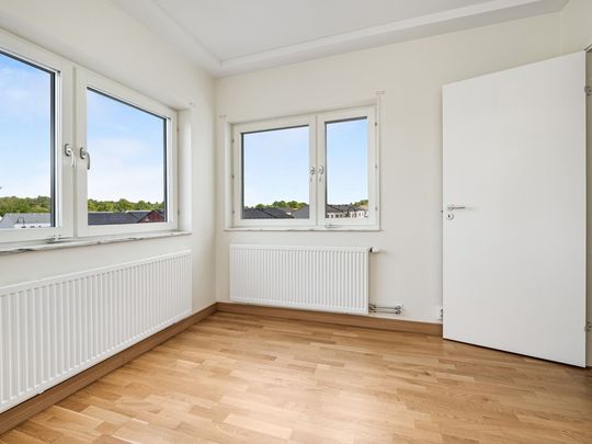Bil-Oskars gata 4, 749 43, Enköping - Photo 1
