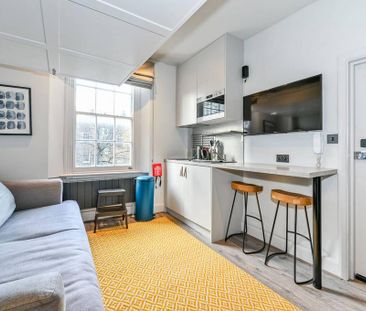 Studio to rent - Photo 2