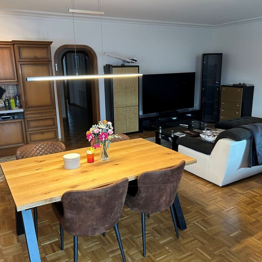 Möblierte 3.5 Zimmerwohnung mit Traumaussicht - Photo 1