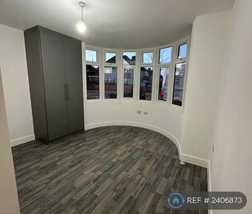 1 bedroom in a house share to rent - Photo 6