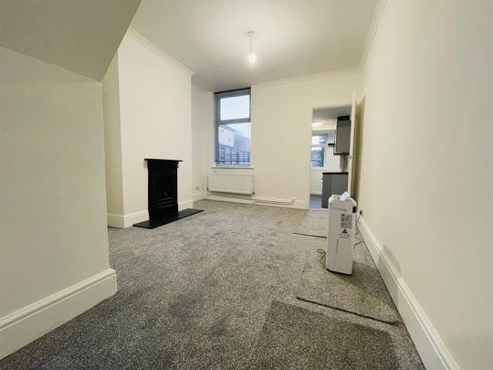 2 Bed House - Photo 1