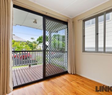 5 MYALL STREET, Norman Park QLD 4170 - House For Rent | Domain - Photo 6