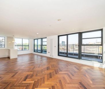 3 bedroom flat to rent - Photo 3