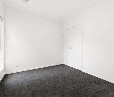 Warm and Cozy - Photo 3