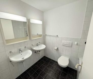 4.5 Zimmer, 97 m², 2. Stock - Photo 5