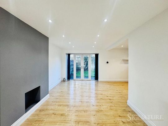 3 bedroom semi-detached house to rent - Photo 1