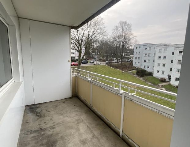 Bezugsfertige 2-Raum-Wohnung mit neuem Bad und Balkon in Iserlohn zu vermieten! - Photo 1