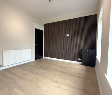 3 Grove Street East, BT55GG, Belfast - Photo 2