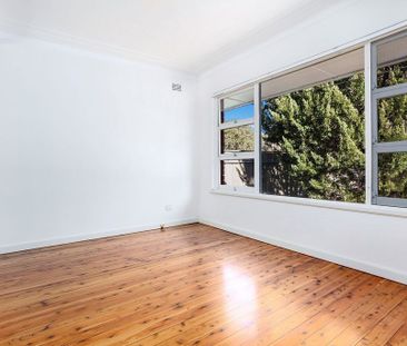 Tastefully Updated, Sun-Kissed, Character Filled And Private Three ... - Photo 2