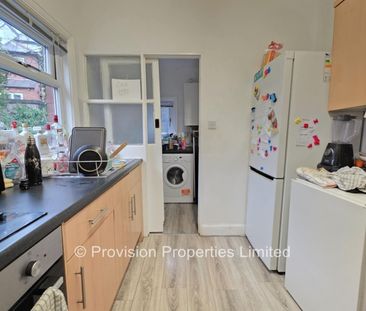 5 Bedroom Student House Headingley - Photo 5