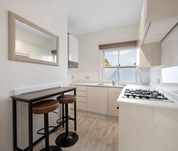 1 bedroom apartment to rent - Photo 4