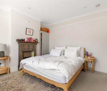 4 bedroom terraced house to rent - Photo 4