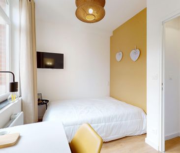 VIRGINIE GHESQUIERE Colocation 5 chambres à Lille - Photo 3