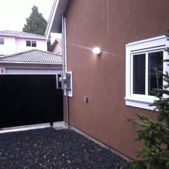 Cute Laneway Home - Photo 1