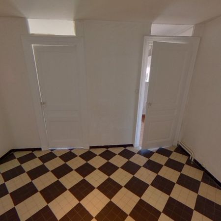 APPARTEMENT T5 A LOUER - Photo 4