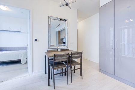 For Lease - 1 Yorkville Avenue Unit# 3102, Toronto, Ontario - Photo 2