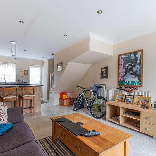 Plas Taliesin, Penarth, CF64 - Photo 1