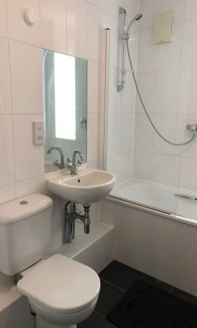 4 bedroom house to rent - Photo 3