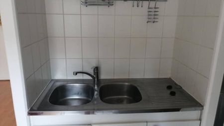 *Studio résidence ancienne - Photo 3