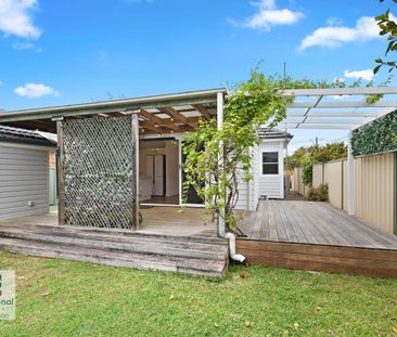 47 Picnic Parade, Ettalong Beach, NSW 2257 - Photo 3