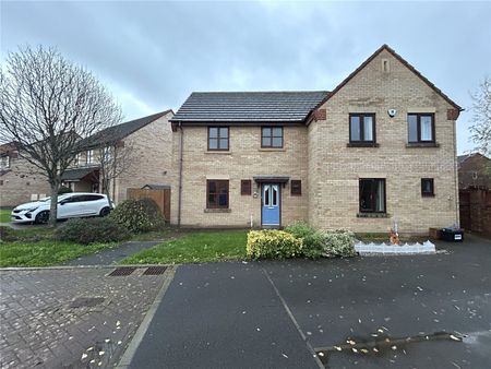 Cookson Close, Burnham-on-Sea, Somerset, TA8 - Photo 2