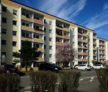 3-Raum-Wohnung mit Balkon - Photo 1